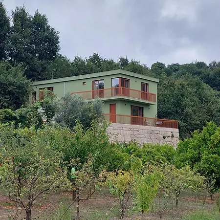 別荘 Refugio Hortensias *